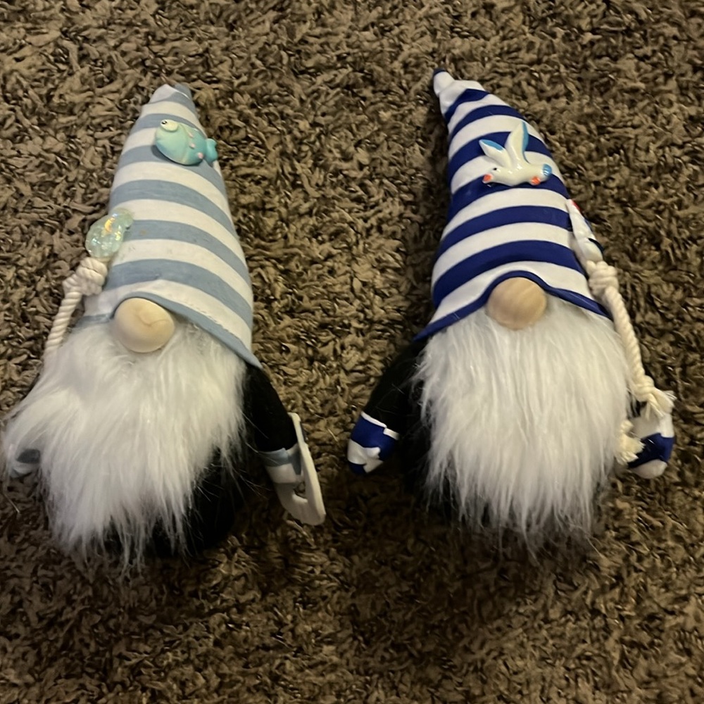 Gnomes - Picture 2 of 5